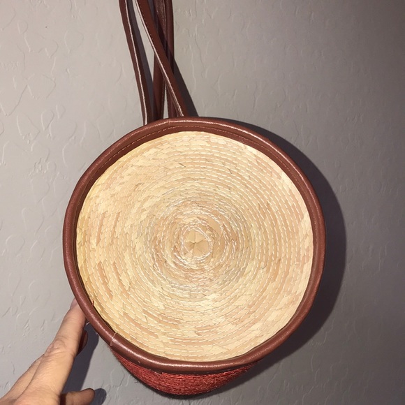 The Sak | Woven Striped Straw Barrel Purse - Picture 4 of 6